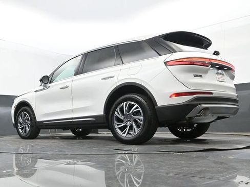Used 2024 Lincoln Corsair AWD w/ Equipment Group 101A image 24