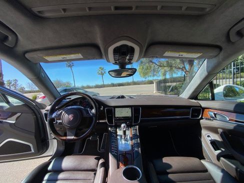 Used 2012 Porsche Panamera Turbo S image 11