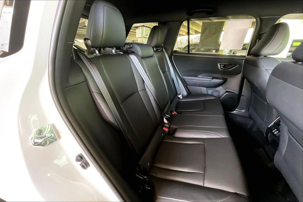 Used 2026 Subaru Outback Premium AWD/4WD image 15