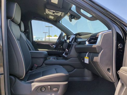 New 2026 GMC Yukon XL Elevation RWD image 33