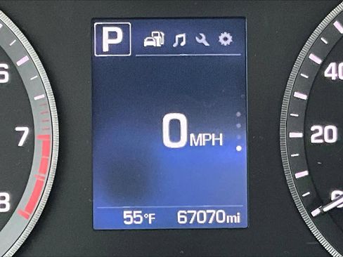 Used 2017 Hyundai Sonata Sport w/ Value Edition Package 02 image 25