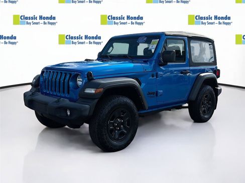Used 2021 Jeep Wrangler Sport AWD/4WD image 3