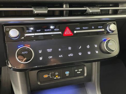 New 2026 Hyundai Tucson Limited AWD/4WD image 8
