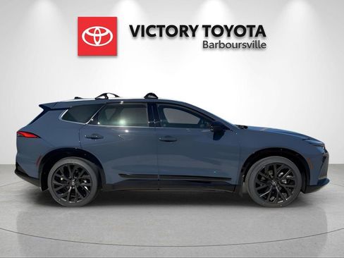 New 2025 Toyota Crown Signia Limited image 4