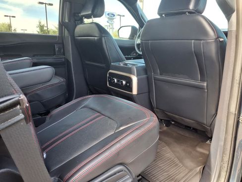 Certified 2024 Ford Expedition Limited AWD/4WD image 13