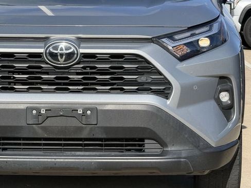 Used 2023 Toyota RAV4 XLE Premium FWD image 9