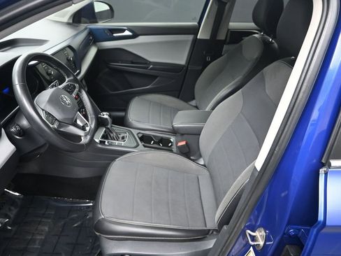 Used 2022 Volkswagen Taos SE image 14