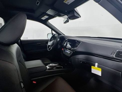 New 2026 Honda Ridgeline Black Edition image 9