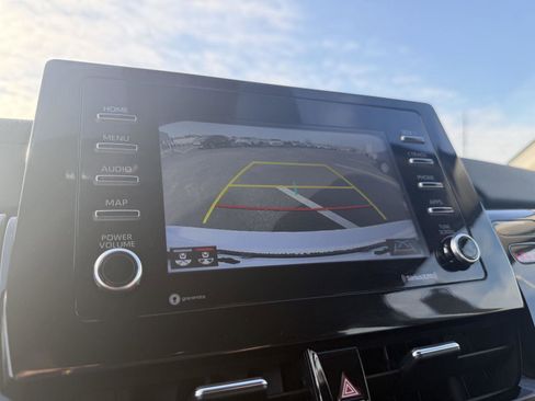 Used 2024 Toyota Camry SE w/ Convenience Package image 27