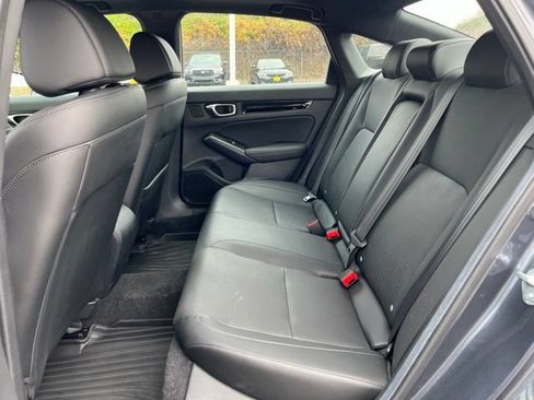Used 2025 Honda Civic Sport image 13