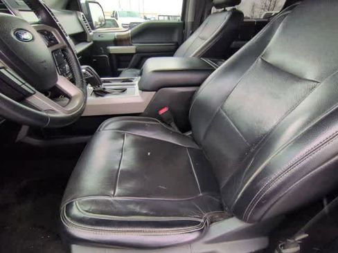 Used 2016 Ford F150 Lariat w/ Equipment Group 502A Luxury image 10