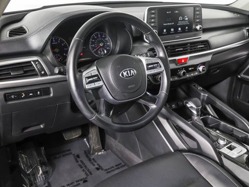 Used 2021 Kia Telluride S AWD/4WD image 5