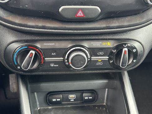 Used 2023 Kia Soul LX w/ LX Technology Package image 26