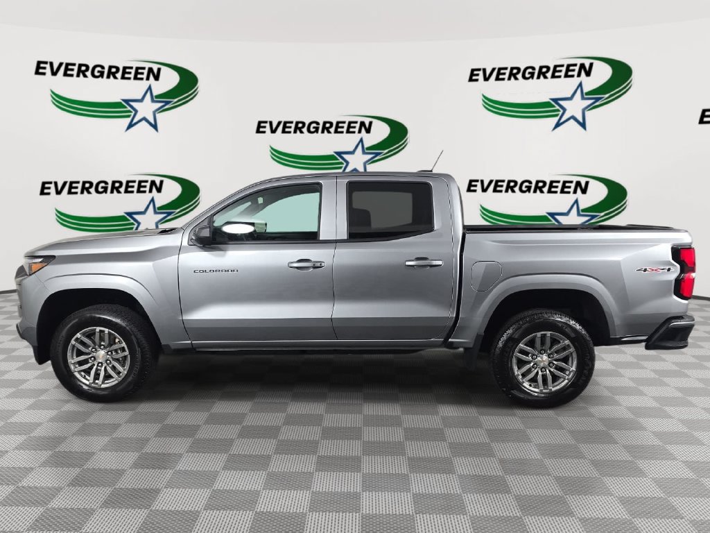 Used 2026 Chevrolet Colorado LT w/ LT Convenience Package AWD/4WD image 8