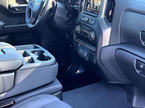 Certified 2026 Chevrolet Silverado 1500 W/T w/ WT Value Package image 18