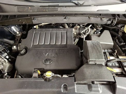 Used 2014 Toyota Highlander XLE image 28