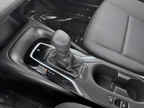Used 2024 Toyota Corolla LE image 16