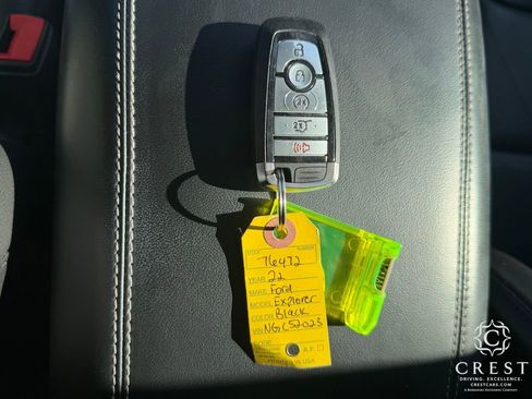 Used 2022 Ford Explorer Limited w/ Limited Technology Package image 31