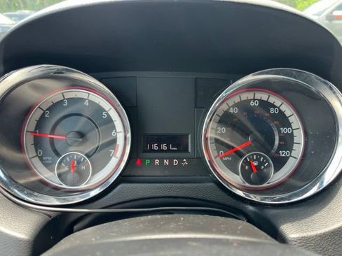 Used 2015 Dodge Grand Caravan SXT FWD image 17