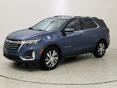 Used 2024 Chevrolet Equinox Premier FWD image 3