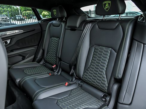 Used 2024 Lamborghini Urus S AWD/4WD image 24