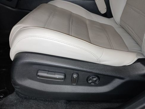 Used 2022 Honda CR-V EX-L image 17