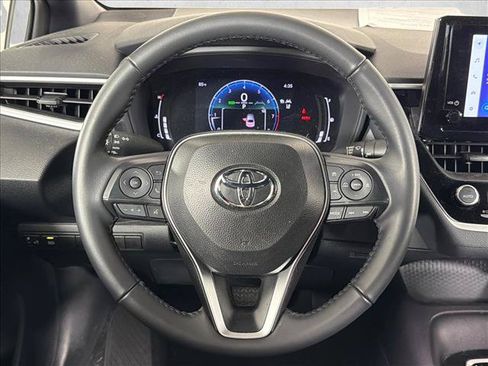 Used 2026 Toyota Corolla SE FWD image 23