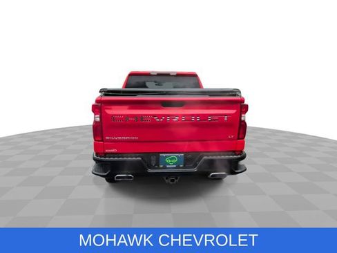 Used 2019 Chevrolet Silverado 1500 LT Trail Boss w/ Convenience Package AWD/4WD image 8