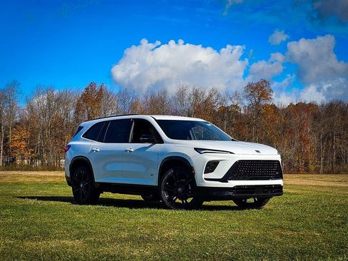 New 2026 Buick Enclave Sport Touring w/ Power Package image 2