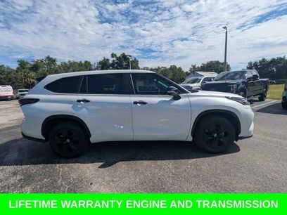 Used 2024 Toyota Highlander LE