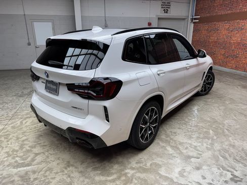 Used 2024 BMW X3 xDrive30i w/ Premium Package AWD/4WD image 5