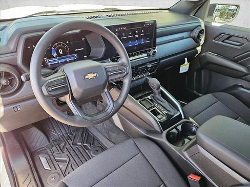 New 2026 Chevrolet Colorado W/T image 3