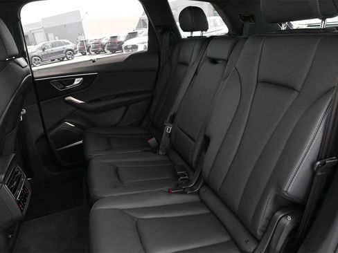 Used 2025 Audi Q7 3.0T Premium Plus w/ Premium Plus Package image 17