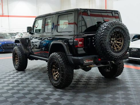 Used 2022 Jeep Wrangler Unlimited Rubicon w/ Trailer Tow Package AWD/4WD image 4