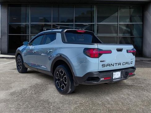 Used 2023 Hyundai Santa Cruz SEL Premium image 4