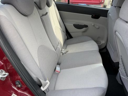 Used 2009 Hyundai Accent GLS w/ Popular Equipment Pkg 5 image 18