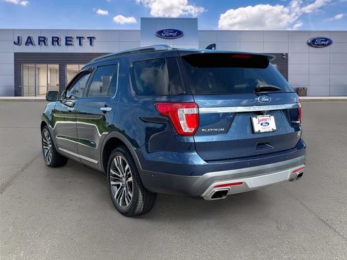 Used 2016 Ford Explorer Platinum AWD/4WD image 5