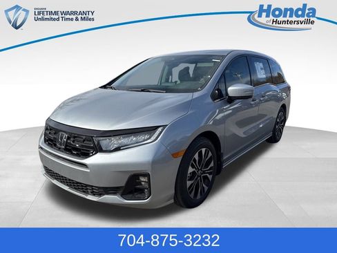 New 2026 Honda Odyssey Elite image 3