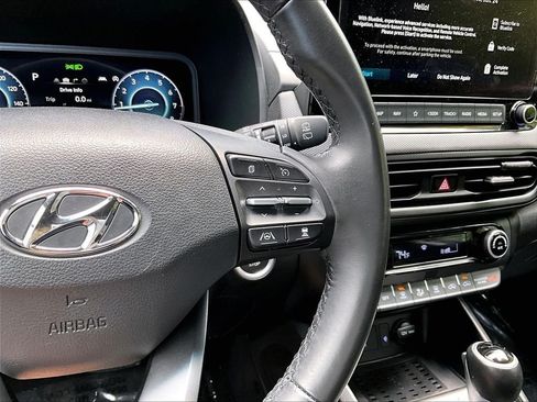 Used 2023 Hyundai Kona Limited AWD/4WD image 20