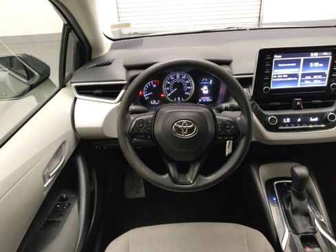 Used 2020 Toyota Corolla LE w/ Carpet Mat Package (TMS) FWD image 22