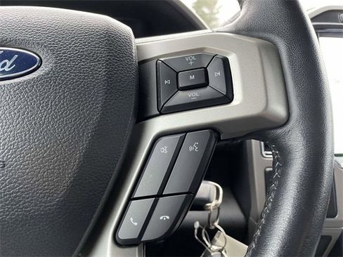 Used 2022 Ford F250 Lariat image 26