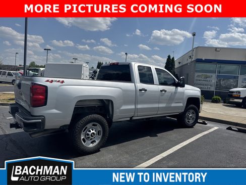 Used 2019 Chevrolet Silverado 2500 W/T AWD/4WD image 3