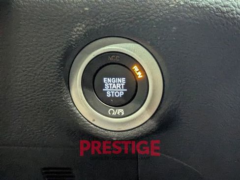 New 2026 Chrysler Pacifica Pinnacle image 18