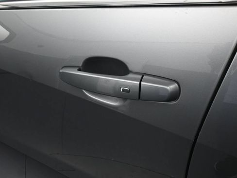 Used 2024 Chevrolet Malibu LT FWD image 33
