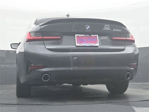 Used 2020 BMW 330i Sedan w/ Convenience Package image 32