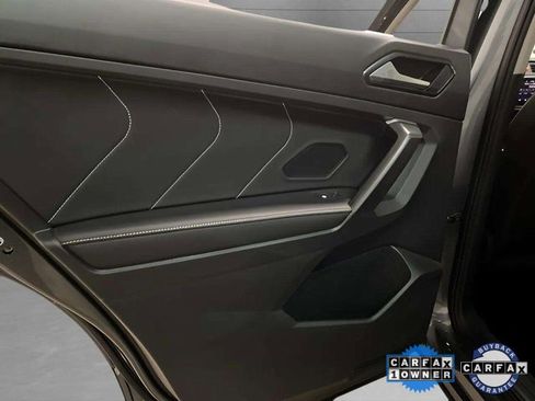 Used 2023 Volkswagen Tiguan SE w/ Panoramic Sunroof Package image 72