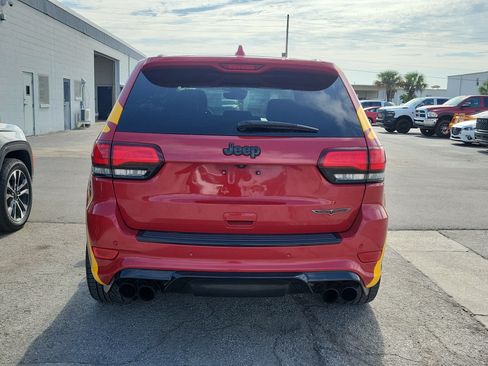 Used 2018 Jeep Grand Cherokee Trackhawk AWD/4WD image 5