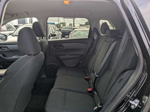 Used 2024 Nissan Rogue S AWD/4WD image 12