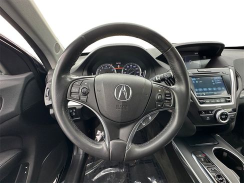 Used 2018 Acura MDX SH-AWD image 12