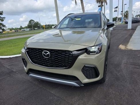 New 2025 MAZDA CX-70 Plug-In Hybrid w/ Premium Plus AWD/4WD image 8